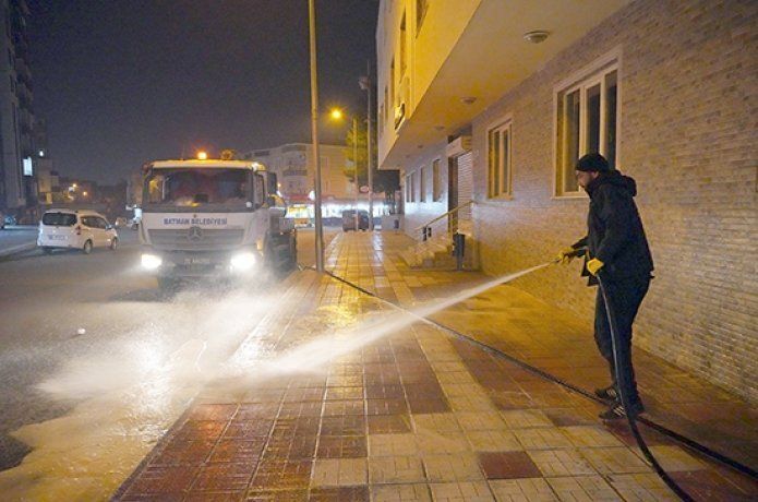 Taziye evleri çevresi temizlendi