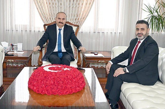 İl Başkanı Çetin’den Vali Canalp’a ziyaret