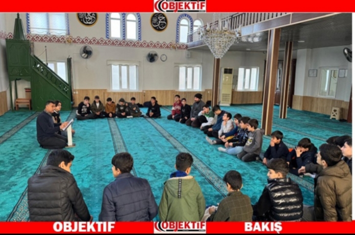 "Haydi gençlik Cami'ye"