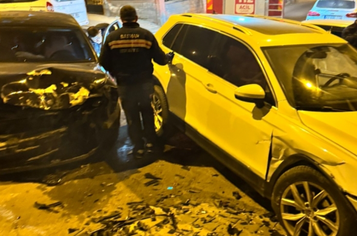 Maddi hasarlı trafik kazası