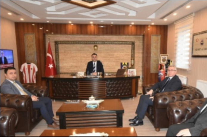 Milli eğitim müdüründen Kayamakam’a ziyaret