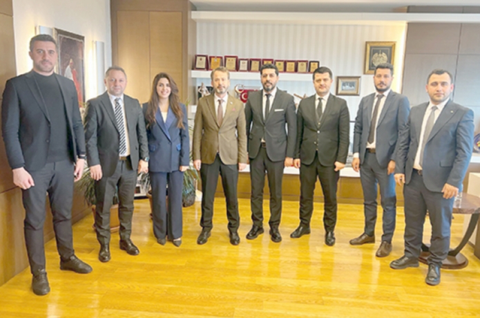 Yüksek yargı üyelerine ziyaret