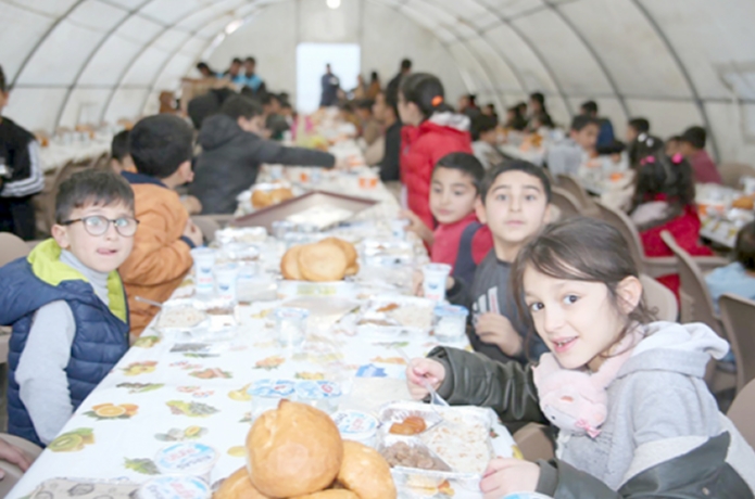 Çocuklar hem eğleniyor hem de güzel anılar biriktiriyor