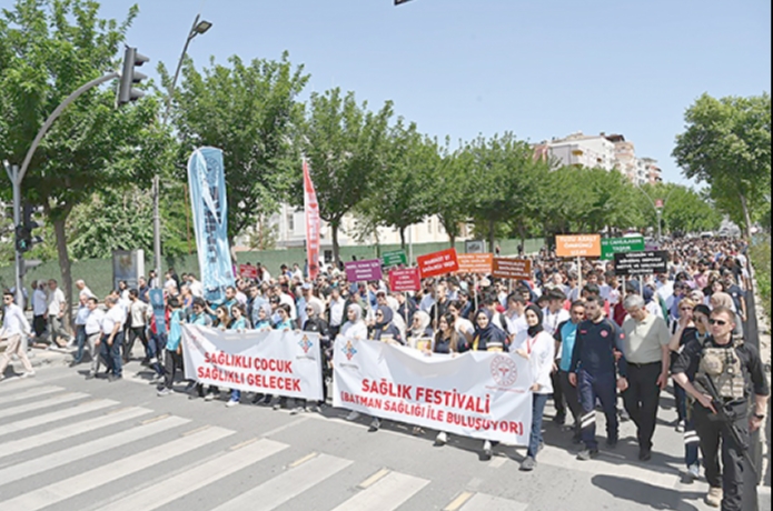 Sağlıklı yaşam yürüyüşü yapıldı