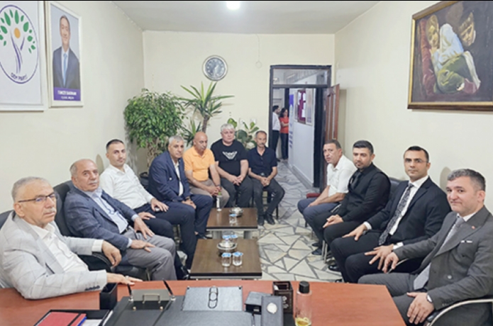 AK Parti’den bayramda birlik ve diyalog mesajı