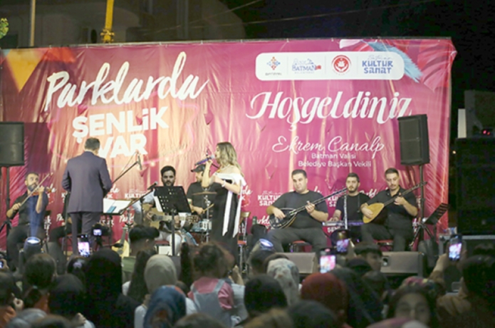 Yaz konserleri Petrolkent’te devam etti