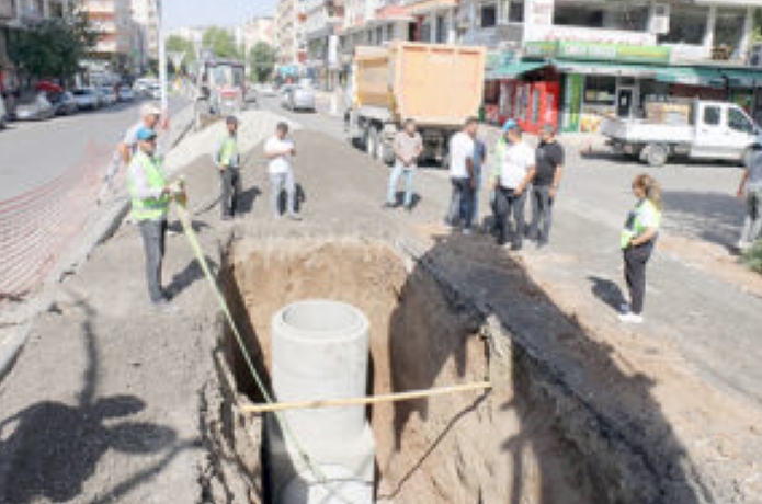 “Altyapısı olmayan bir kent, üst yapısıyla ayakta kalamaz”
