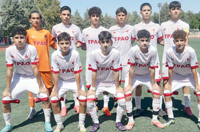 U14 ve U15 takımlarından farklı galibiyet