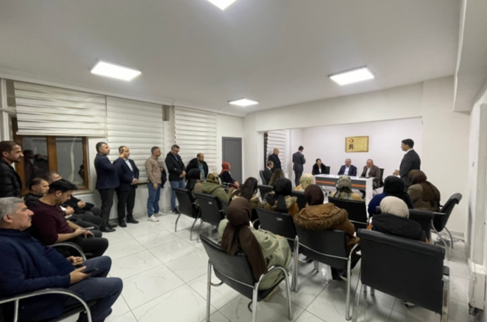 Başkan Kaplan mazbatasını aldı. Esnafımızın güvenini boşa çıkarmayacağız