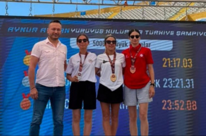 Emine Ceylan Türkiye üçüncüsü oldu