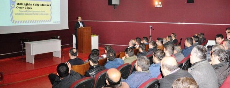 Öğrenci servisi şoförlerine eğitim semineri verildi