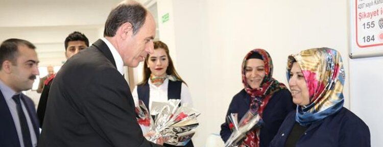 Belediye kadın çalışanları unutmadı