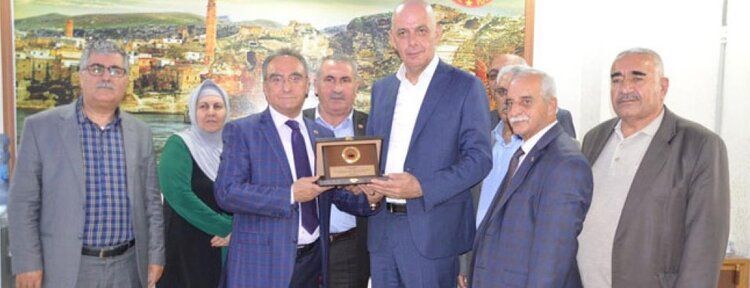 Başkan Vekili Aksoy, Emekliler Derneği’ni ziyaret etti