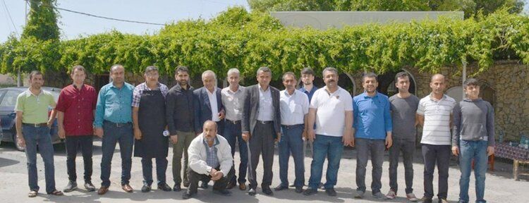 İş yerleri yıkılacak esnaftan belediyeye çağrı
