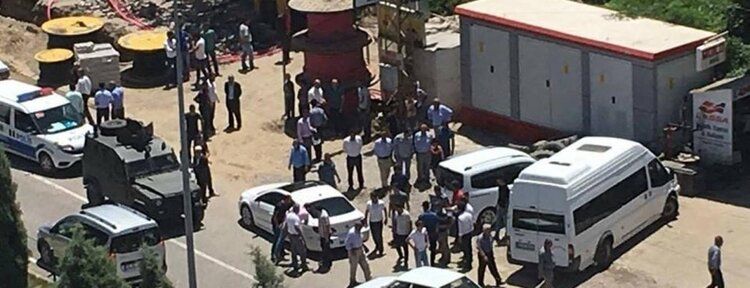 Batman'da silahlı ve bombalı araç saldırıları: 1 ölü 4 yaralı
