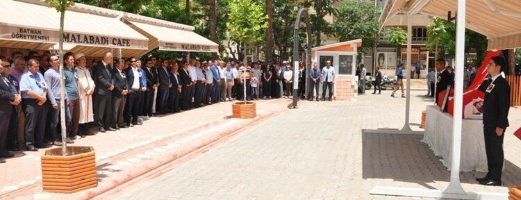 Batman’da saldırıda hayatını kaybeden öğretmen için tören düzenlendi