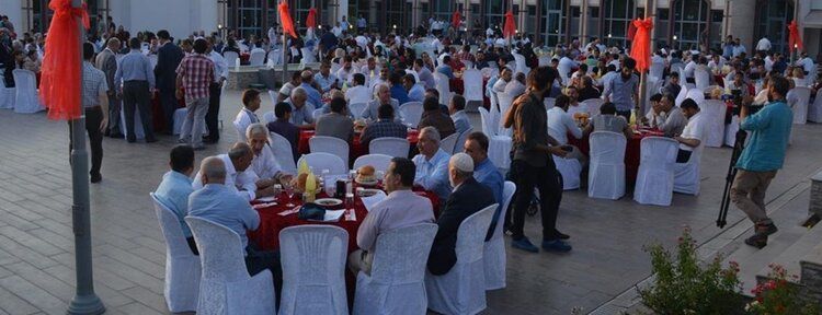 Müezzinoğlu: 150 yıldır İslam dünyası kaybediyor