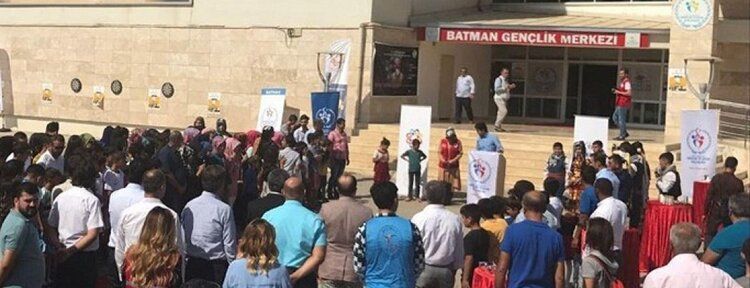 Batman’da “Mobil Gençlik Merkezi” açıldı