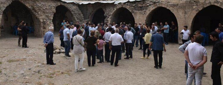 Turizmciler Batman'ın tarihi mekânlarını gezdi