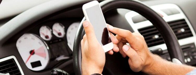 "Trafik kazalarının yüzde 60'ı telefon kullanımından kaynaklı"