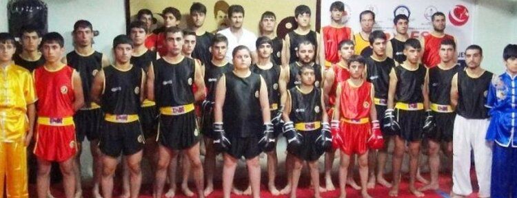 Sporcu kafilesi Batman’a döndü