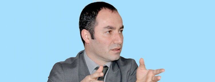 Eski Başkan Vekili hakkında yakalama kararı