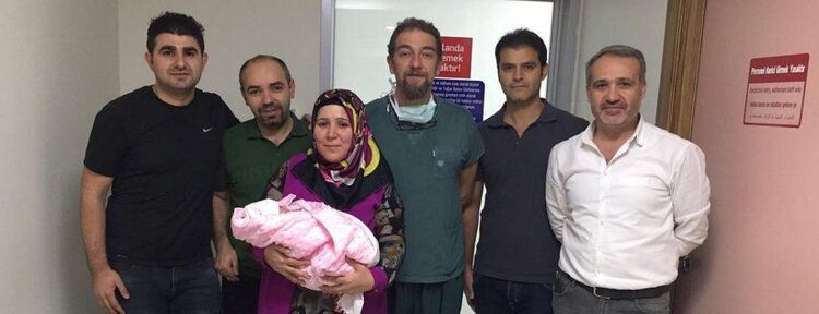 18 günlük bebeğe kalp ameliyatı