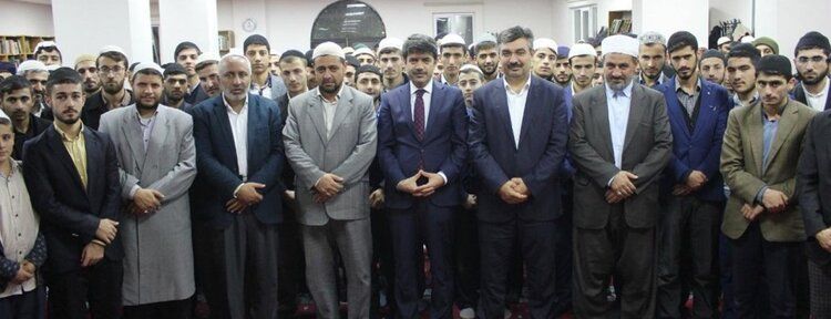 "Geleceğe katkı sağlamak için eğitimli bireylerin sayısı artmalıdır"