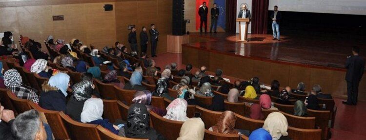 Suriyeli ailelere yönelik bilgilendirme toplantısı yapıldı