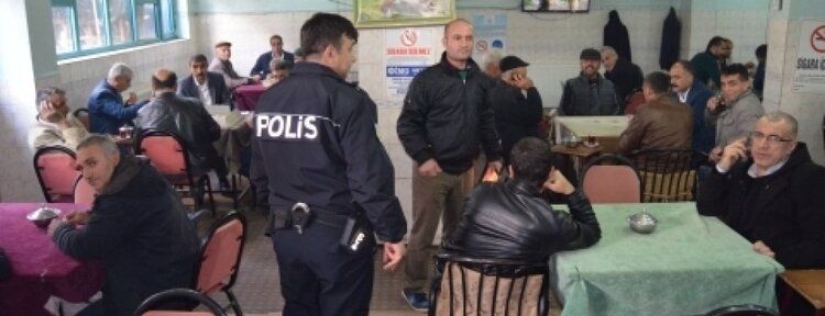 Kahvehanelerde sigara denetimi