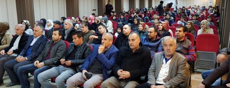 Veli ve öğrencilere, sağlıklı beslenmenin önemi anlatıldı
