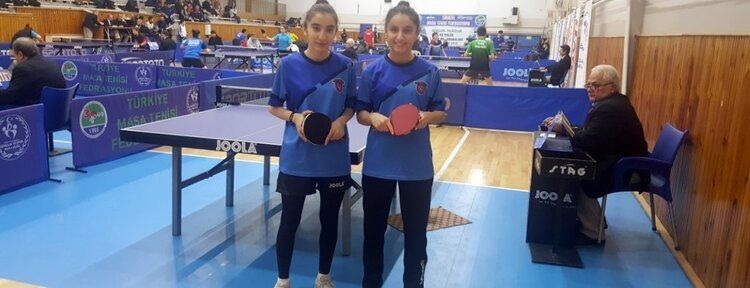 Masanın perileri turnuvaya damga vurdu