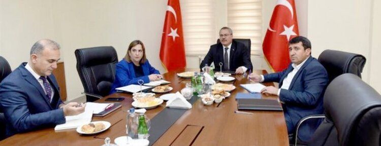 Vali Deniz, OSB Müdürlüğü’nü ziyaret etti