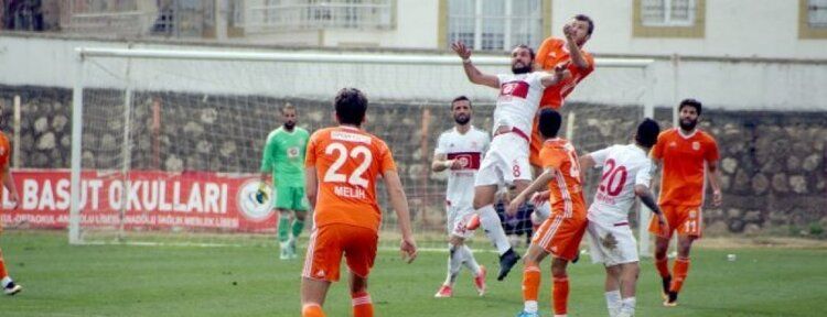 Petrolspor’da kan kaybı sürüyor