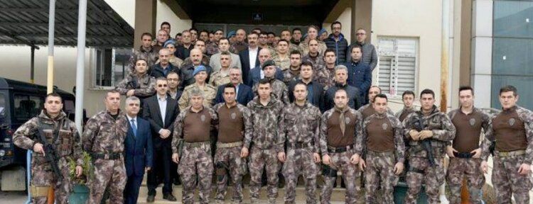 Özel Harekat Polisleri ile Kahvaltıda bir araya geldi