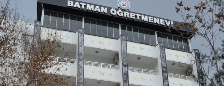 Öğretmenevi 5 yıldızlı otel gibi