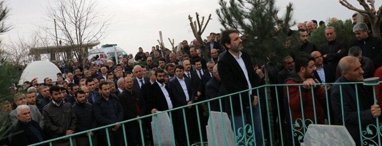 AKSOY’ AYGÜL’ü acı gününde yalnız bırakmadı