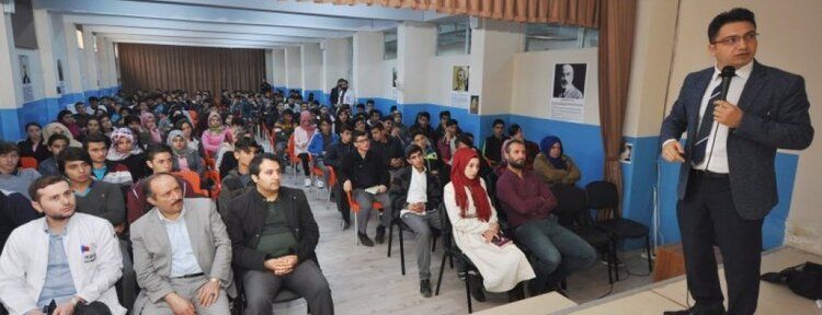 Piri Reis MTAL’de konferans