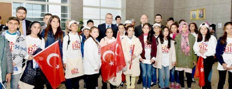 Dokuzuncu öğrenci kafilesi Samsun'a uğurlandı