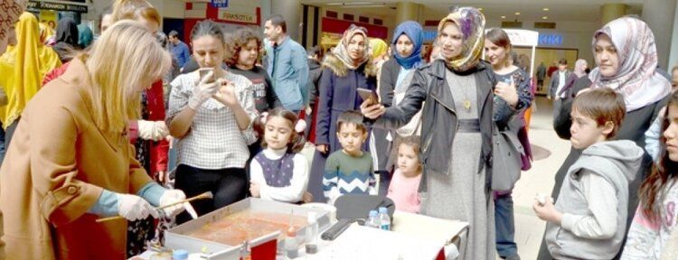 KADEM'in etkinliğine yoğun ilg