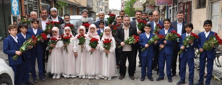 Peygamber Sevdalılarından Batman'daki etkinliğe gülle davet