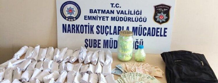 Batman’da uyuşturucu hap ve esrar ele geçirildi