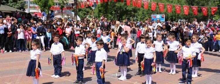 23 Nisan kutlamaları coşkulu geçti