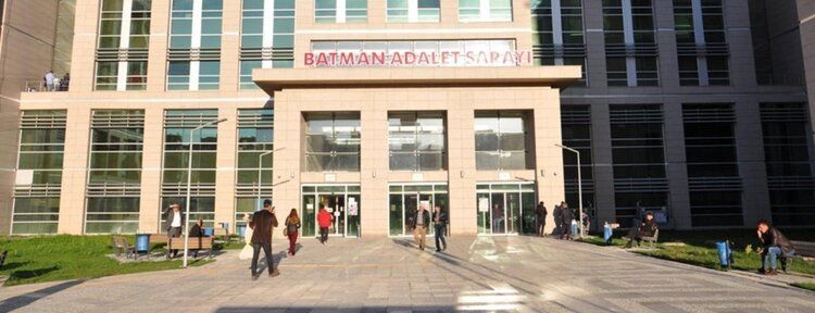 FETÖ’ye 13 tutuklama
