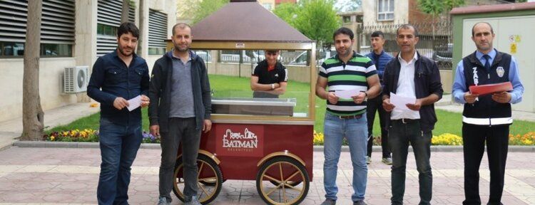 Belediyeden seyyar ızgara arabaları