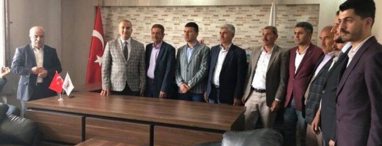 Dişikırık, seçim çalışmalarını yoğun tempoyla yürütüyo