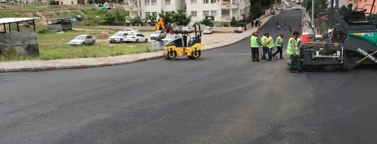 Asfaltlama çalışmaları tüm hızıyla devam ediyor
