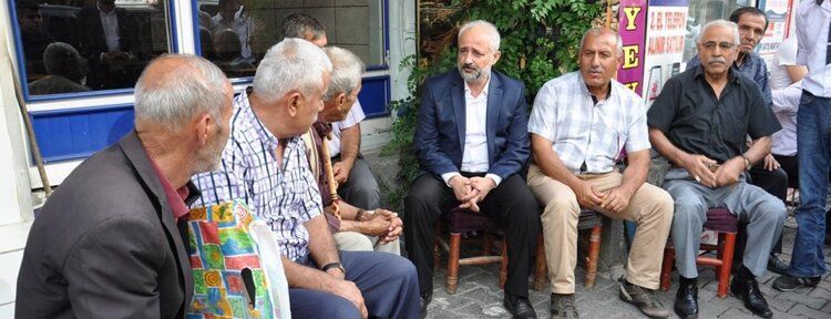 "Devlet esnafı desteklemelidir"