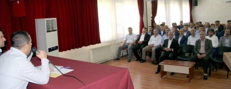 Kaymakam Beyaz, muhtarları dinledi