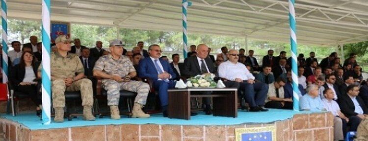 Aksoy, jandarma teşkilatının kuruluş yıldönümü kutlamalarına katıldı